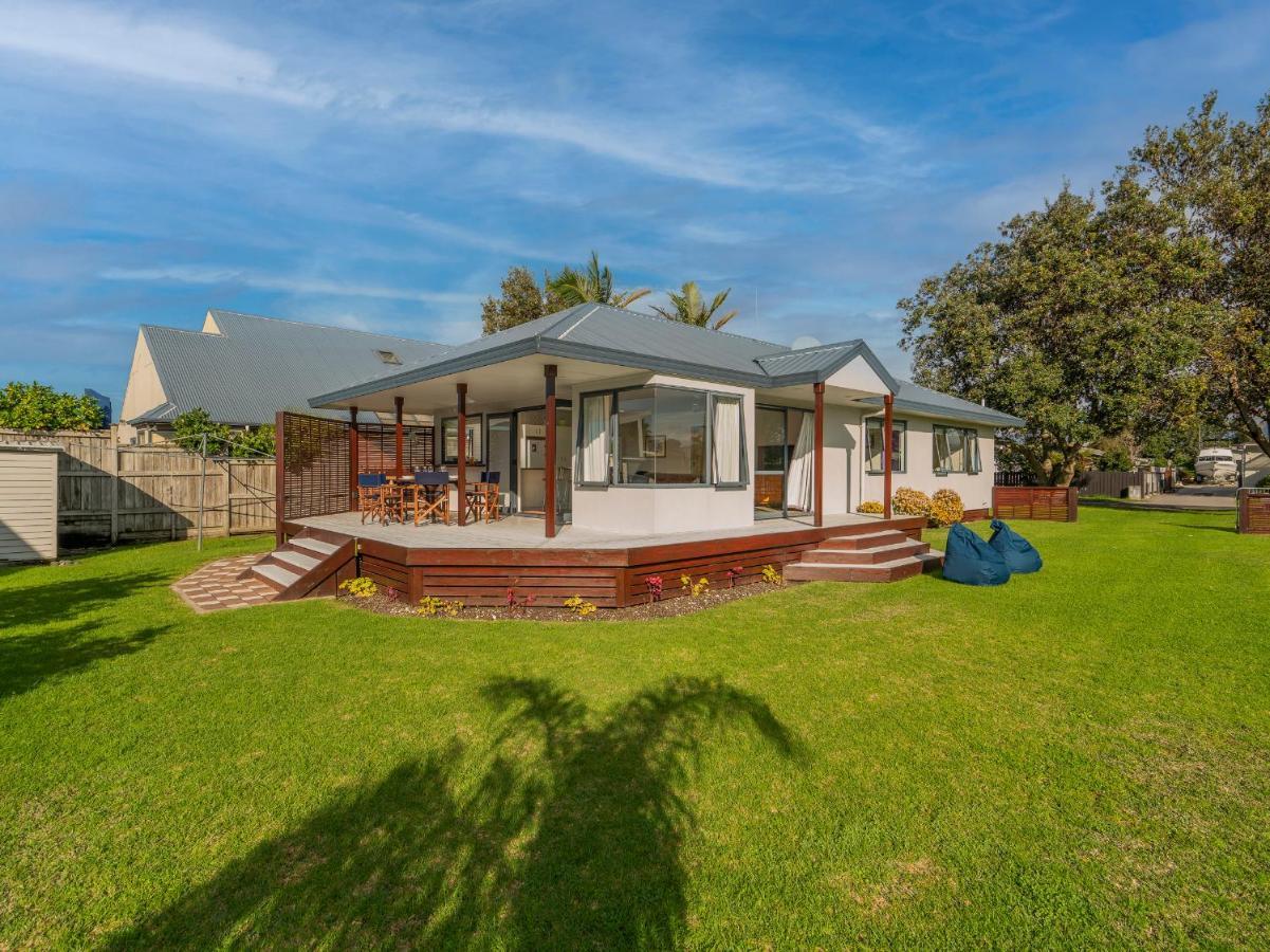 Sunlight Bach - Whitianga Holiday Home Exterior photo