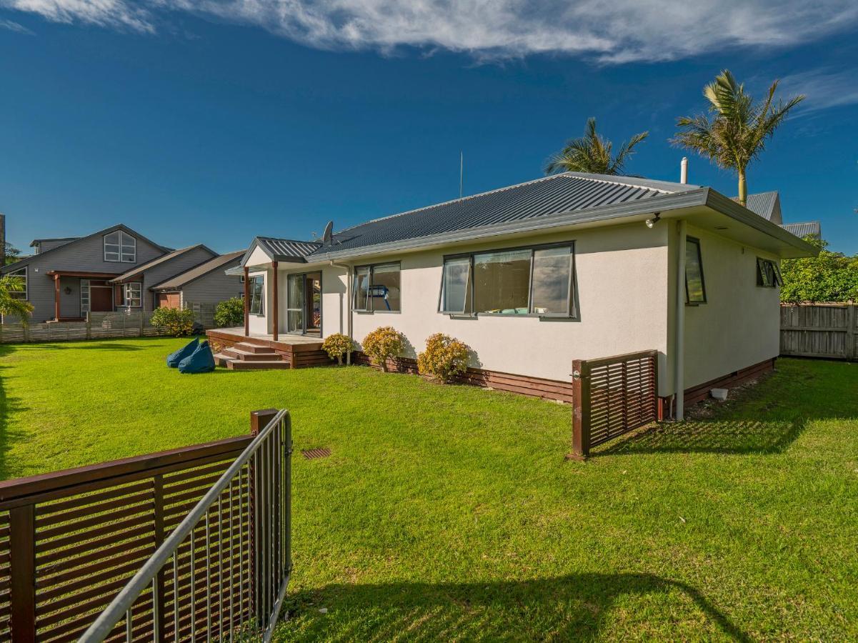 Sunlight Bach - Whitianga Holiday Home Exterior photo