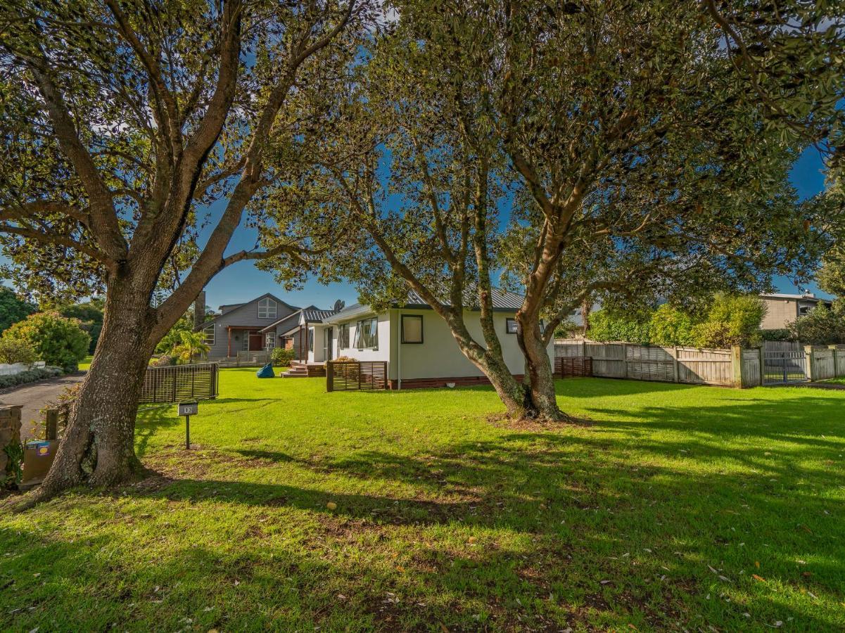 Sunlight Bach - Whitianga Holiday Home Exterior photo